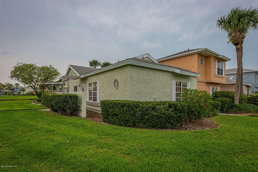 Unit for sale at 1475 Malibu Circle NE, Palm Bay, FL 32905