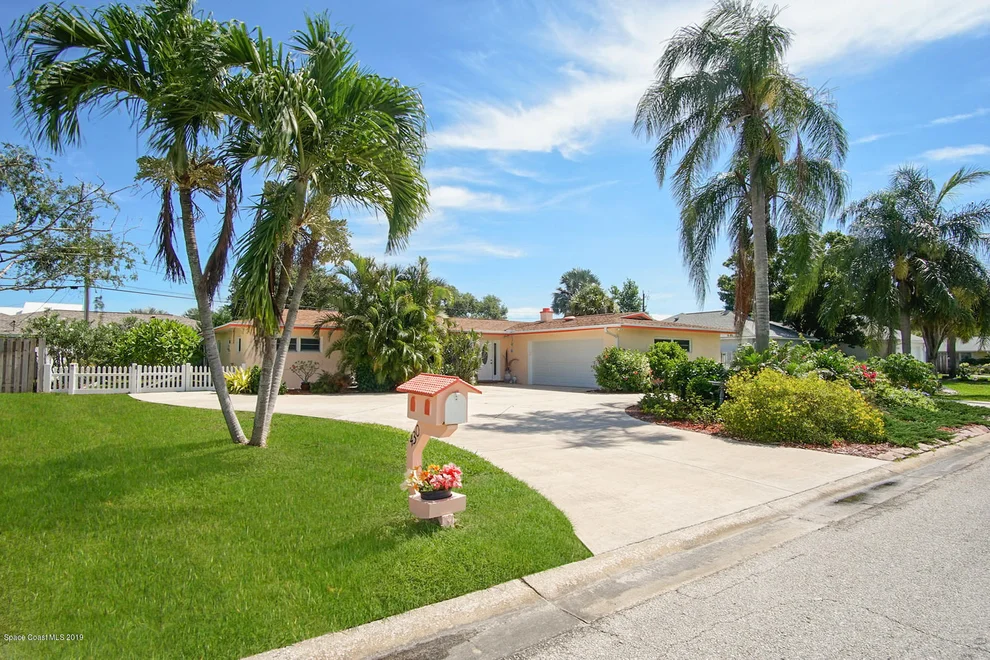 Unit for sale at 430 E Riviera Boulevard E, Indialantic, FL 32903