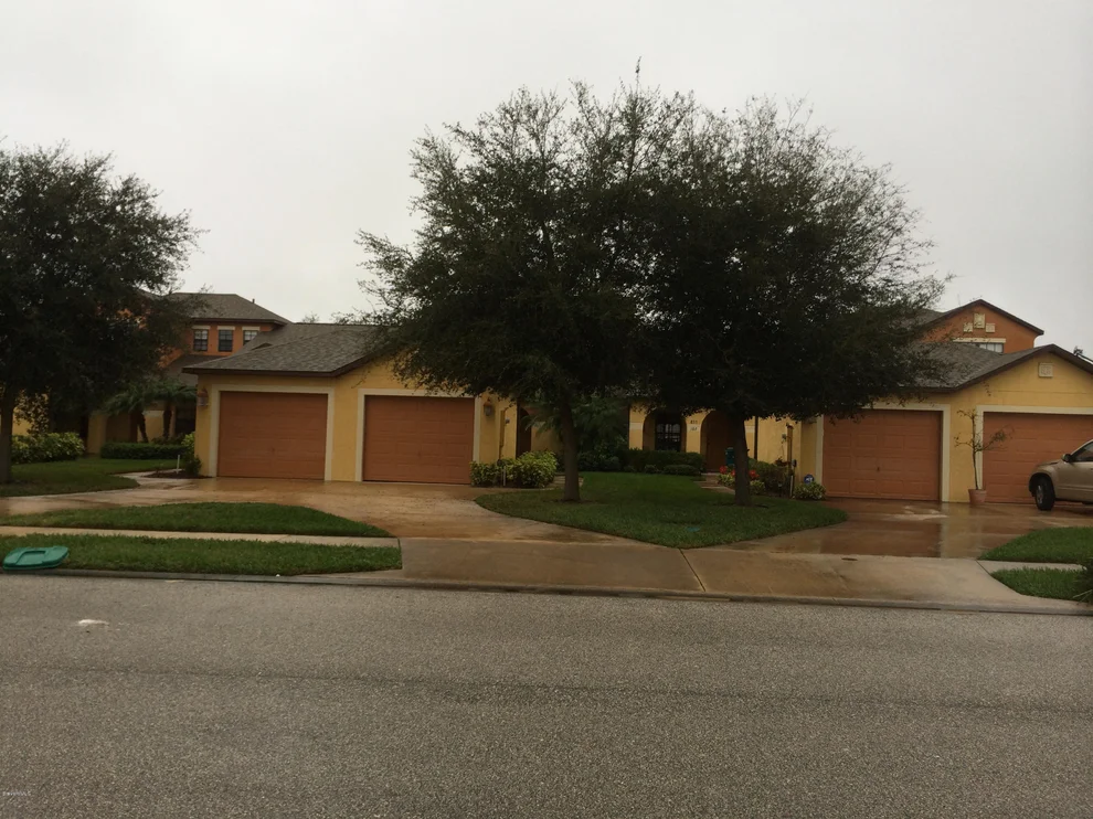 Unit for sale at 870 Luminary Circle, Melbourne, FL 32901