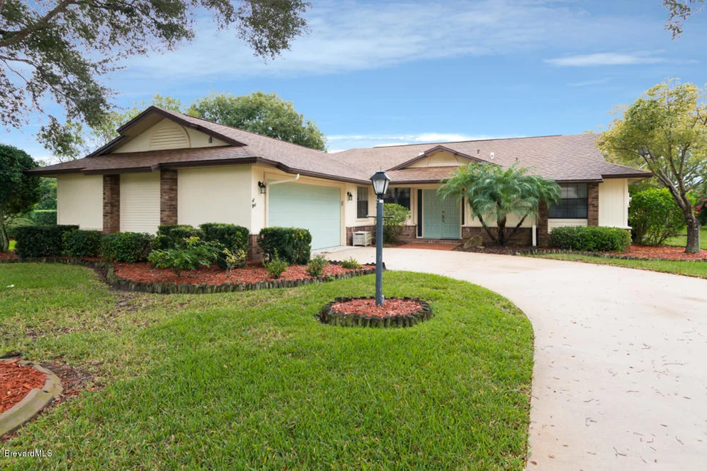 Unit for sale at 1242 Bonaventure Drive, Melbourne, FL 32940