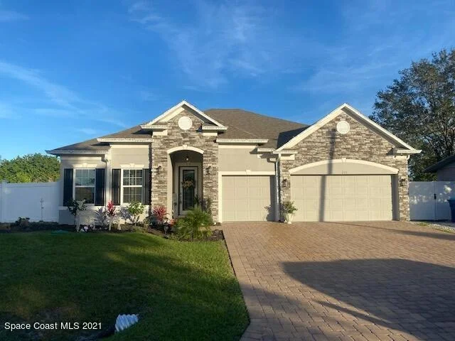 Unit for sale at 291 Bordeaux Avenue NE, Palm Bay, FL 32907