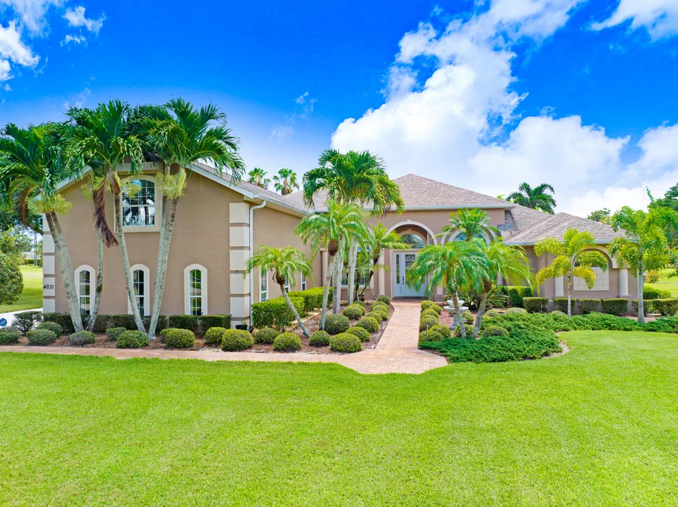 Unit for sale at 4031 Tradewinds Trail, Merritt Island, FL 32953