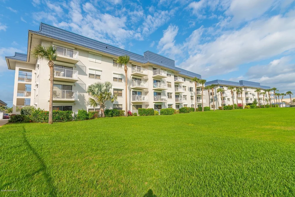 Unit for sale at 2150 N Highway A1a, Indialantic, FL 32903