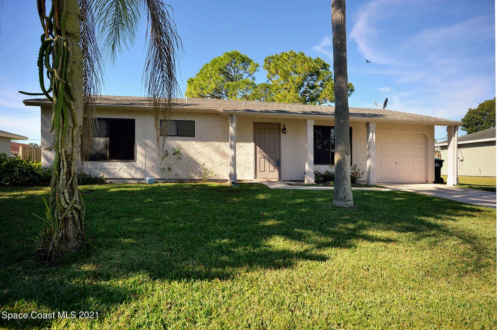 Unit for sale at 1242 Roslyn Avenue NW, Palm Bay, FL 32907