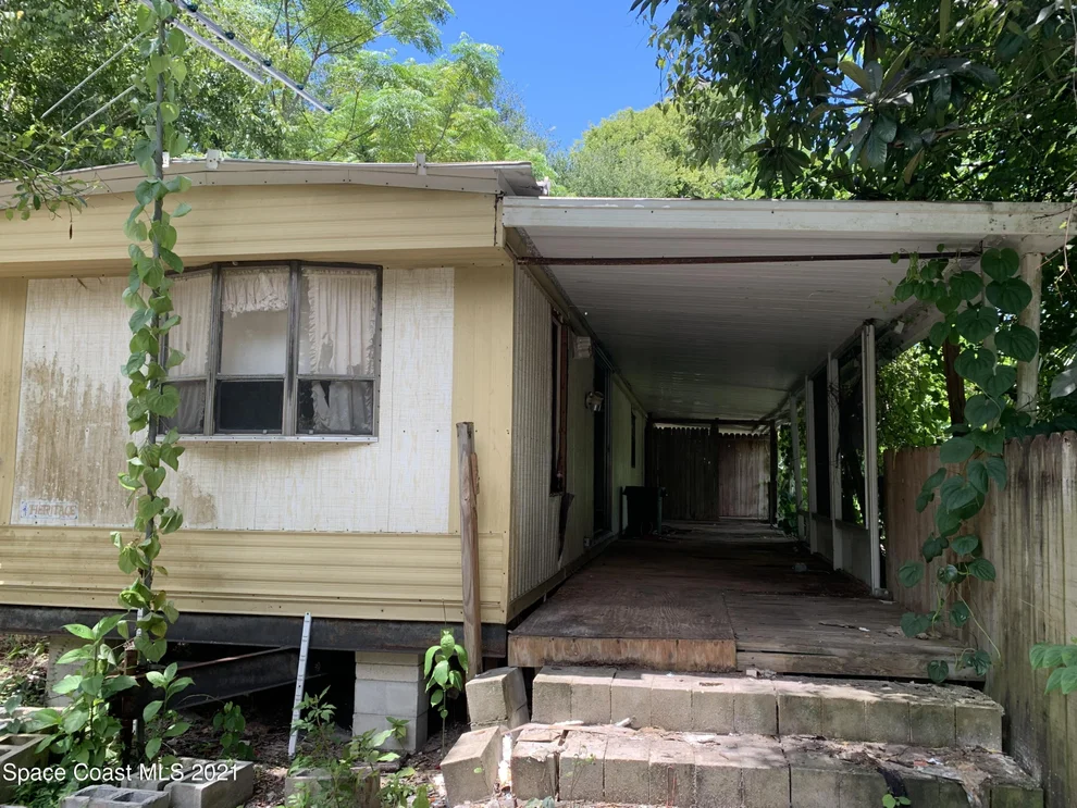 Unit for sale at 300 Lutz Street, Cocoa, FL 32926