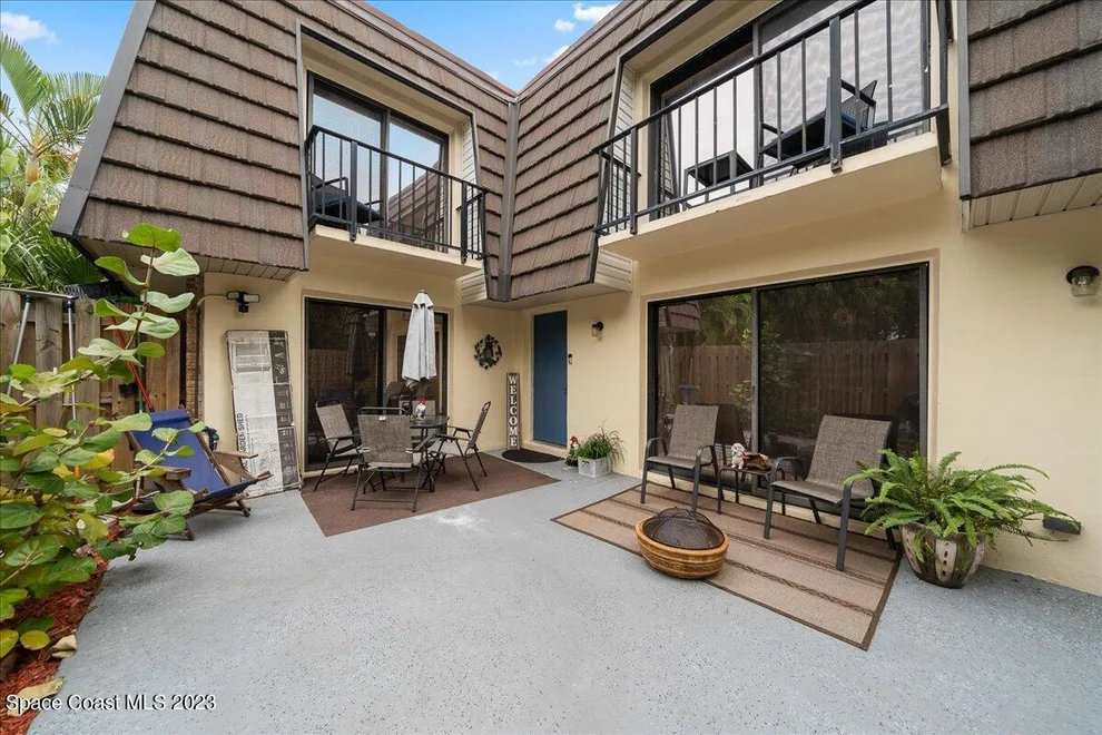 Unit for sale at 2113 Vista Oaks Circle NE, Palm Bay, FL 32905