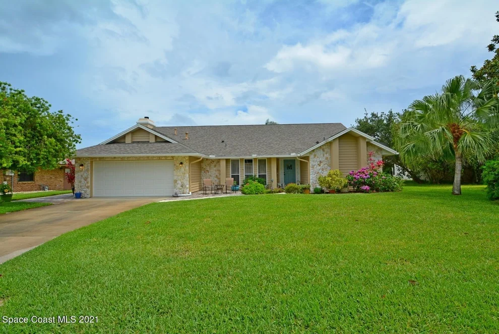 Unit for sale at 1251 Silver Lake Drive, Melbourne, FL 32940