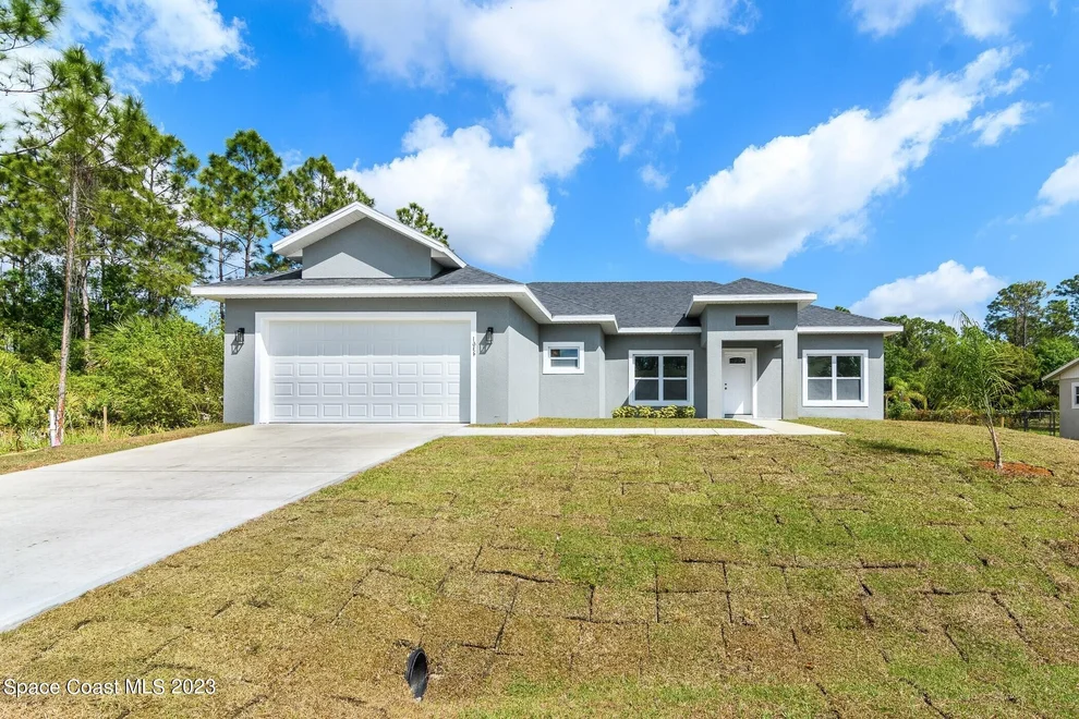 Unit for sale at 1611 Hamilton Avenue SW, Palm Bay, FL 32908