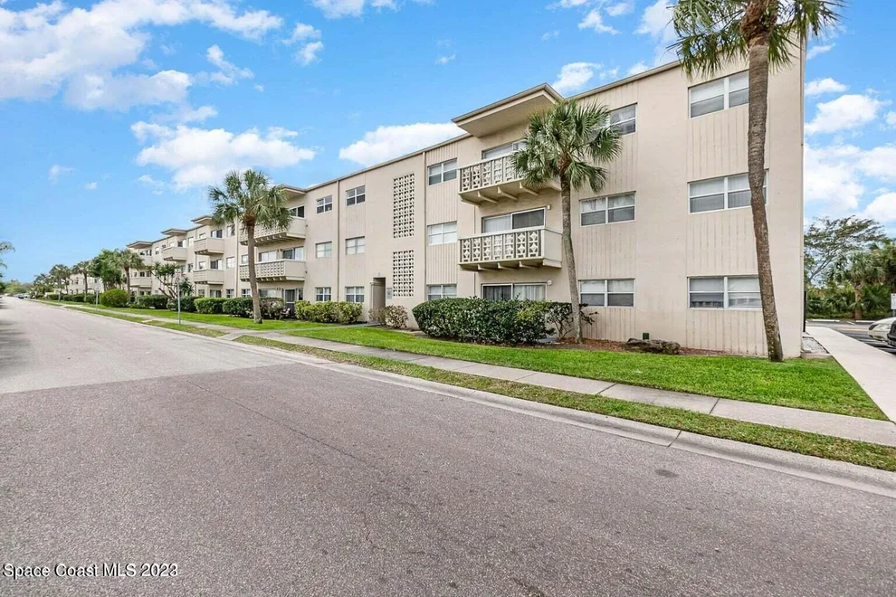 Unit for sale at 223 Columbia Drive, Cape Canaveral, FL 32920