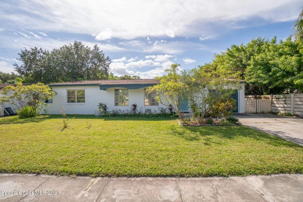 Unit for sale at 135 Skyline Boulevard, Merritt Island, FL 32953