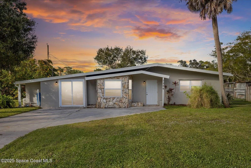 Unit for sale at 7506 Roberts Road, Fort Pierce, FL 34951