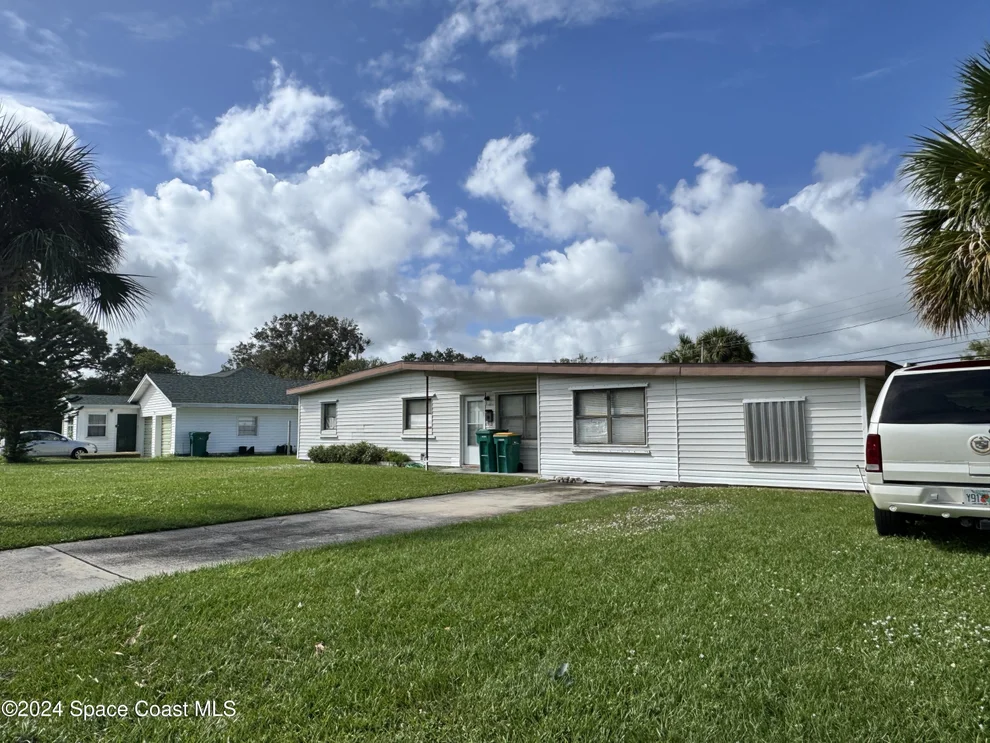 Unit for sale at 1800 Elmwood Drive, Melbourne, FL 32935