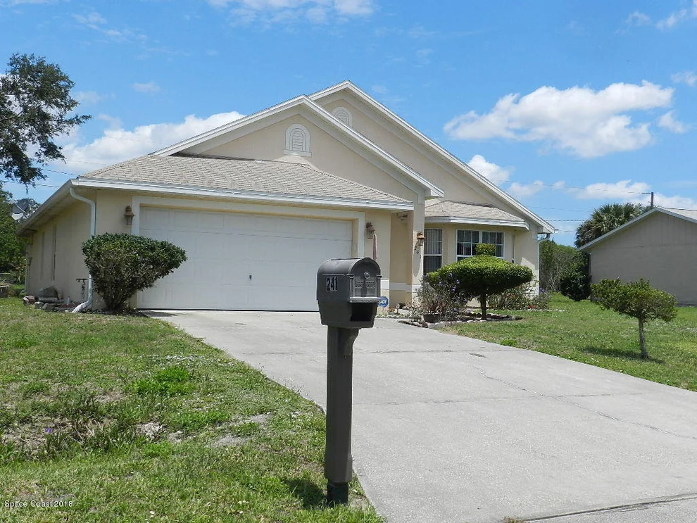 Unit for sale at 241 NW Bougainvillea Street NW, Palm Bay, FL 32907