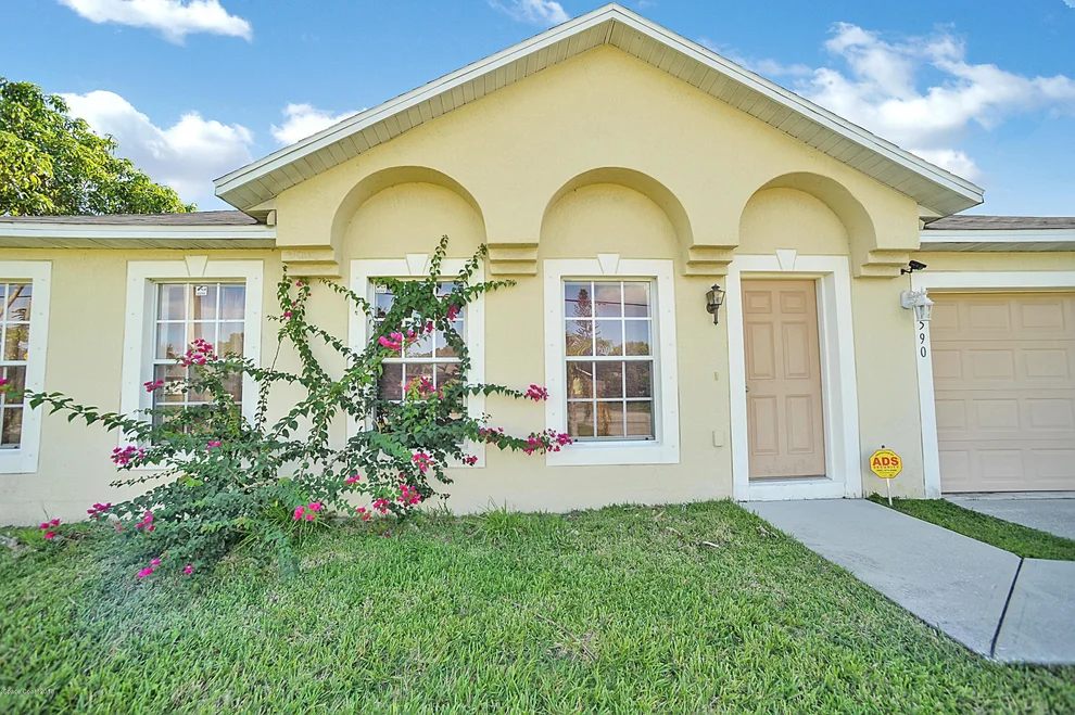Unit for sale at 590 Jupiter Boulevard NW, Palm Bay, FL 32907