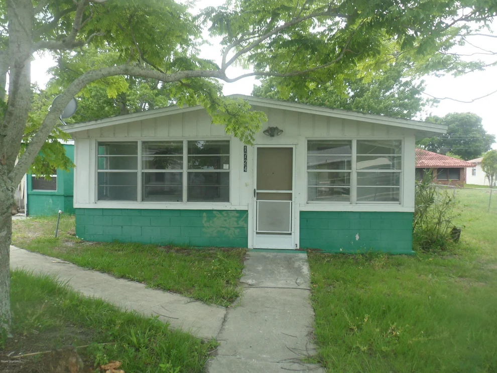Unit for sale at 1724 Craig Avenue, Titusville, FL 32780