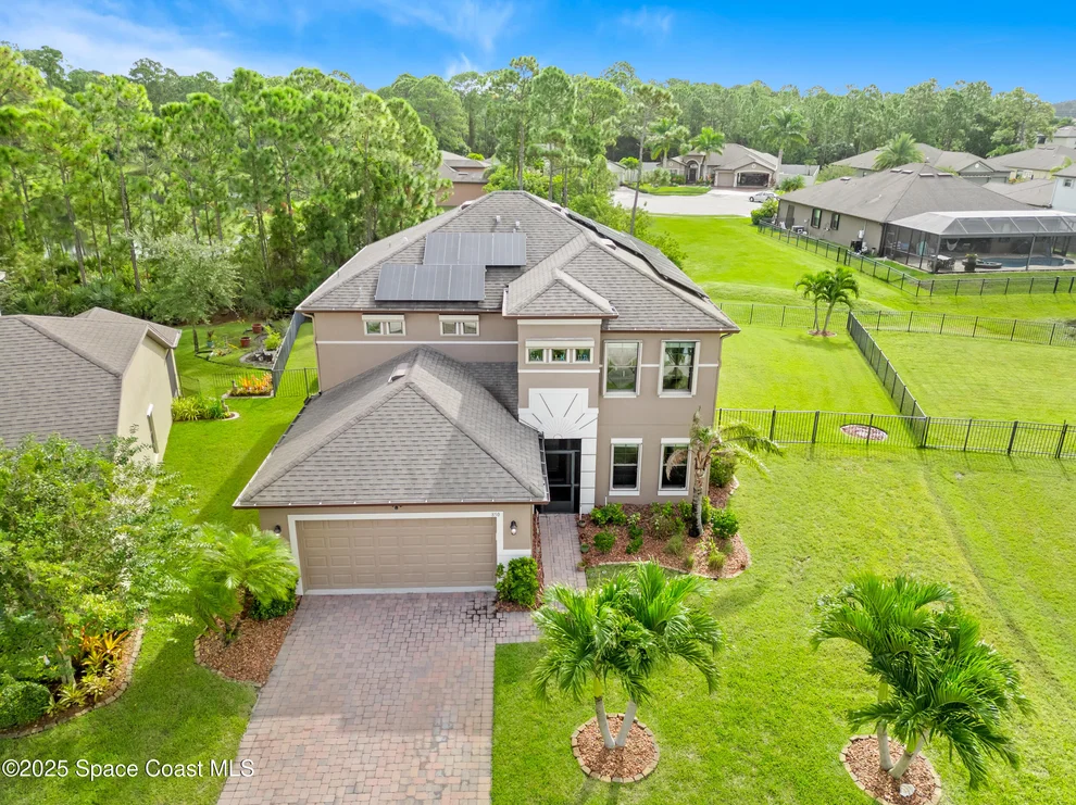 Unit for sale at 850 Fiddleleaf Circle, Melbourne, FL 32904