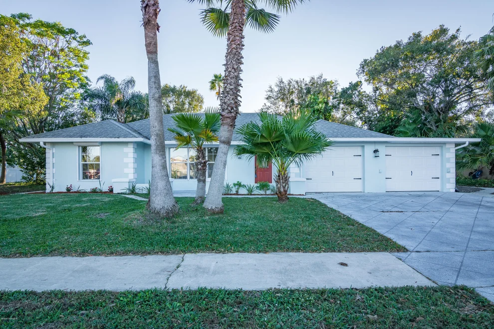 Unit for sale at 920 Waialae Circle NE, Palm Bay, FL 32905