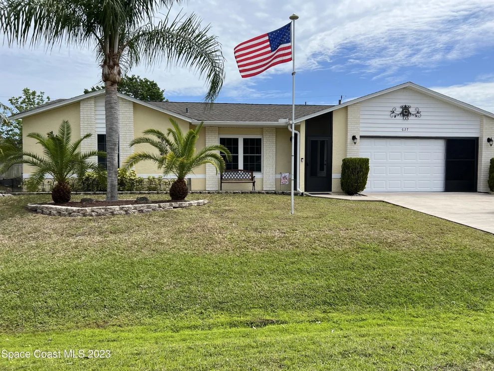Unit for sale at 627 Rostock Circle NW, Palm Bay, FL 32907