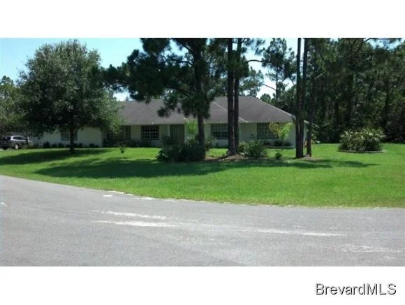 Unit for sale at 207 NW Hilliard Road, Palm Bay, FL 32907