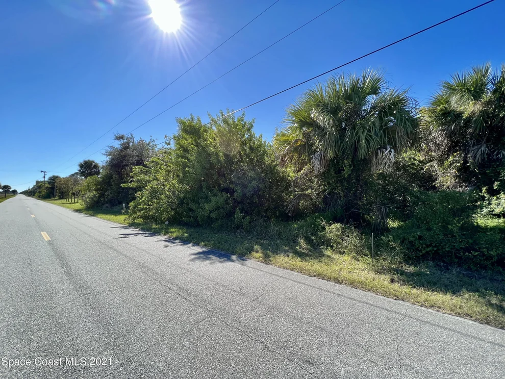 Unit for sale at 0 Unknown, Grant, FL 32949