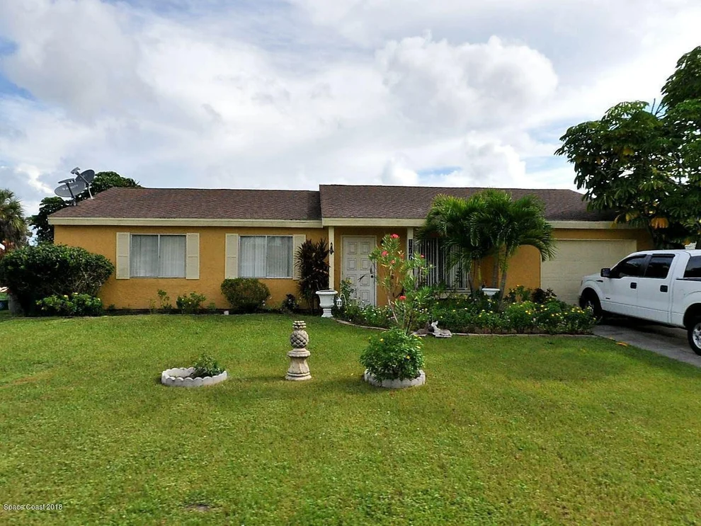 Unit for sale at 1779 SE Elkhart Terrace, Port St. Lucie, FL 34952