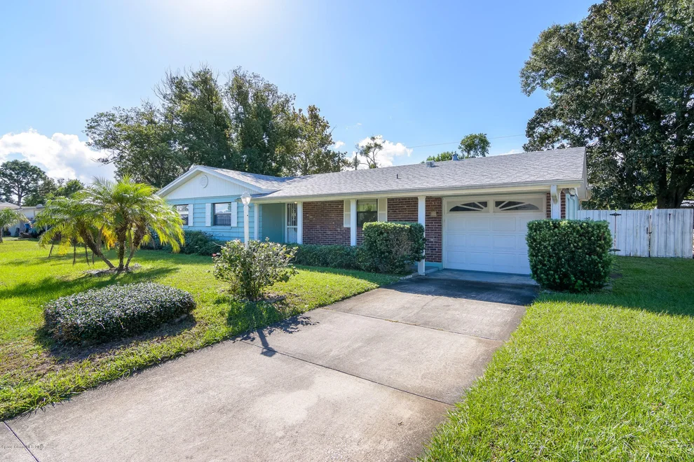 Unit for sale at 955 Cristobal Drive, Titusville, FL 32780