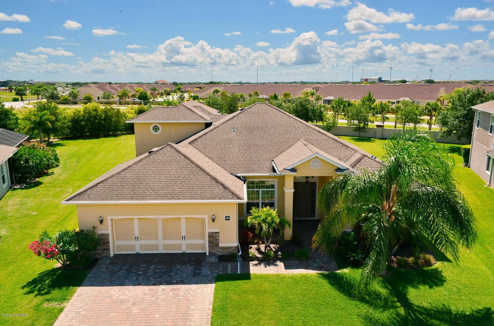 Unit for sale at 5890 Rusack Drive, Melbourne, FL 32940