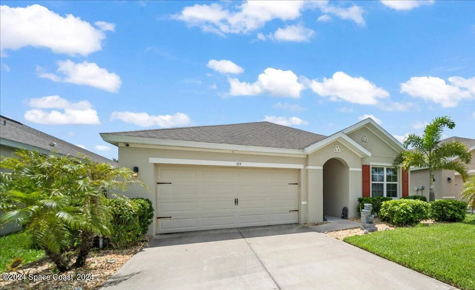 Unit for sale at 319 Moray Drive SW, Palm Bay, FL 32908
