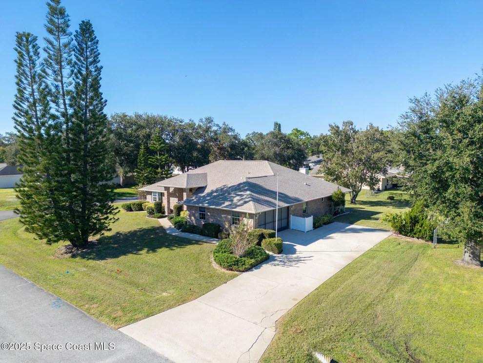 Unit for sale at 427 Hurst Road NE, Palm Bay, FL 32907