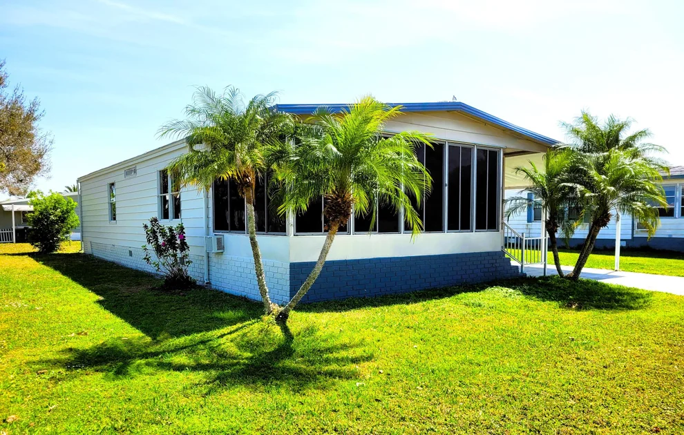 Unit for sale at 564 Ruth Circle, West Melbourne, FL 32904