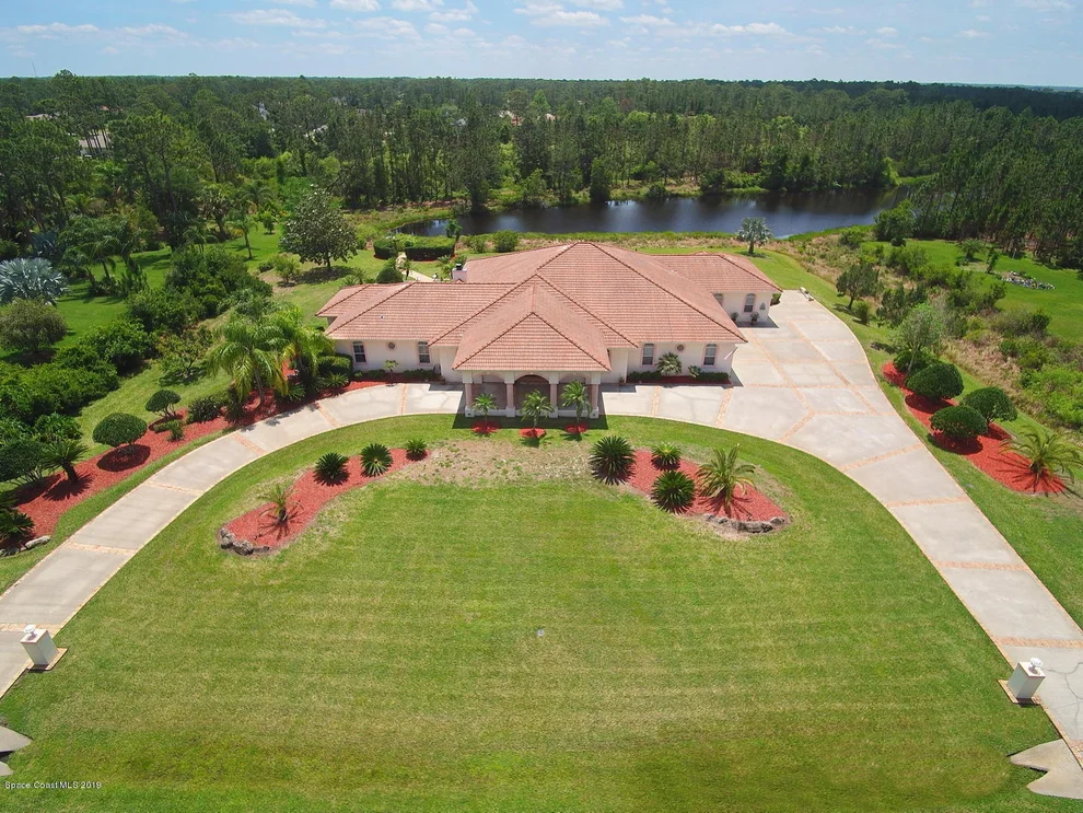 Unit for sale at 3565 Sparrow Hawk Trail, Mims, FL 32754