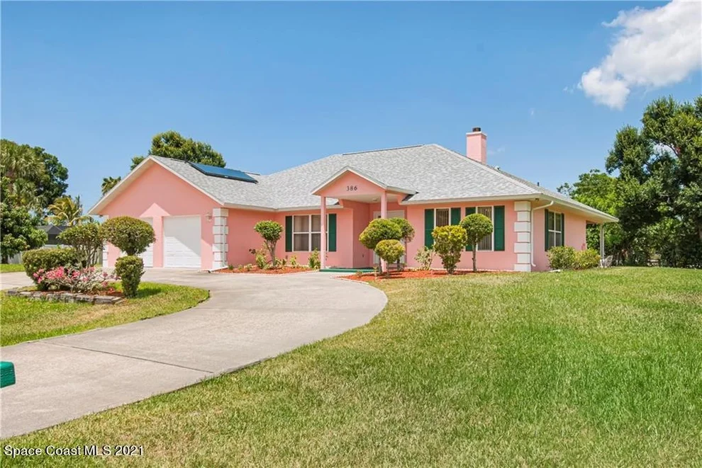 Unit for sale at 386 28th Court SW, Vero Beach, FL 32968