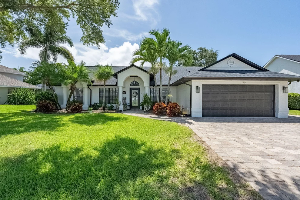 Unit for sale at 477 Lake Victoria Circle, Melbourne, FL 32940