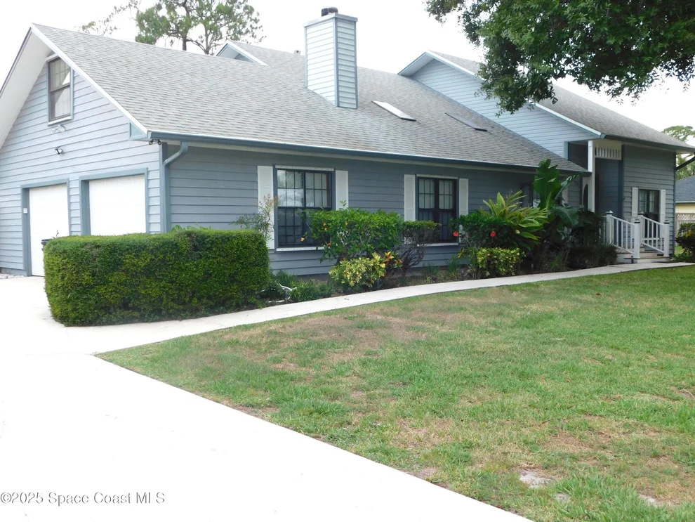 Unit for sale at 174 Peckham Street NE, Palm Bay, FL 32907