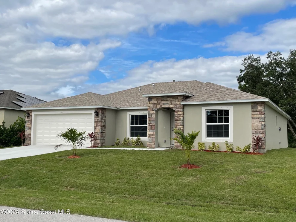 Unit for sale at 501 Haleybury Street SW, Palm Bay, FL 32908