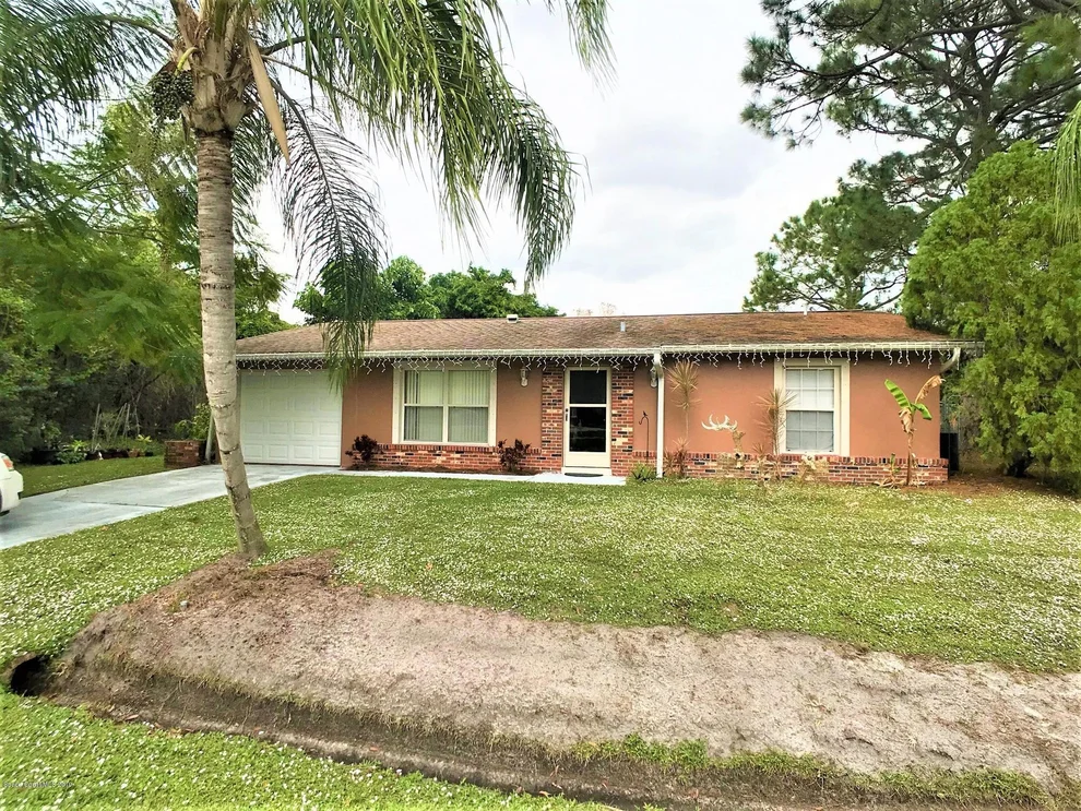 Unit for sale at 1049 Lexington Street NE, Palm Bay, FL 32907