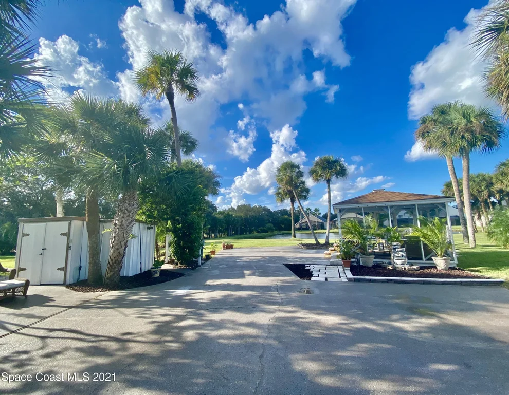 Unit for sale at 53 Sunset Drive, Titusville, FL 32780
