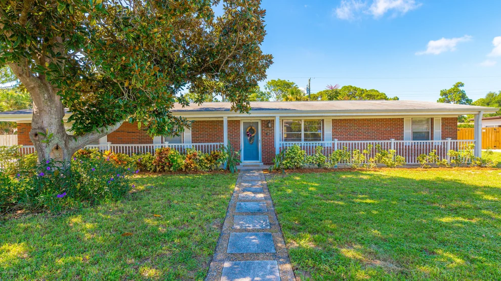 Unit for sale at 385 Pine Boulevard, Merritt Island, FL 32952