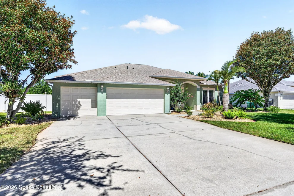 Unit for sale at 3028 Pineda Crossing Drive, Melbourne, FL 32940