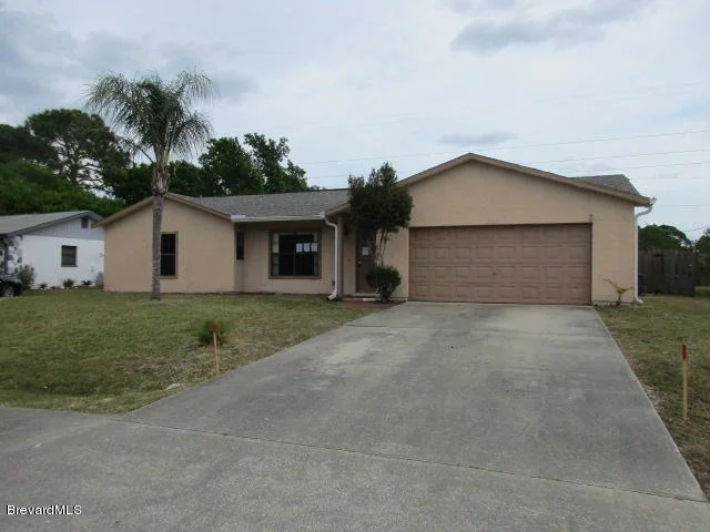 Unit for sale at 823 Lamplighter Drive NW, Palm Bay, FL 32907