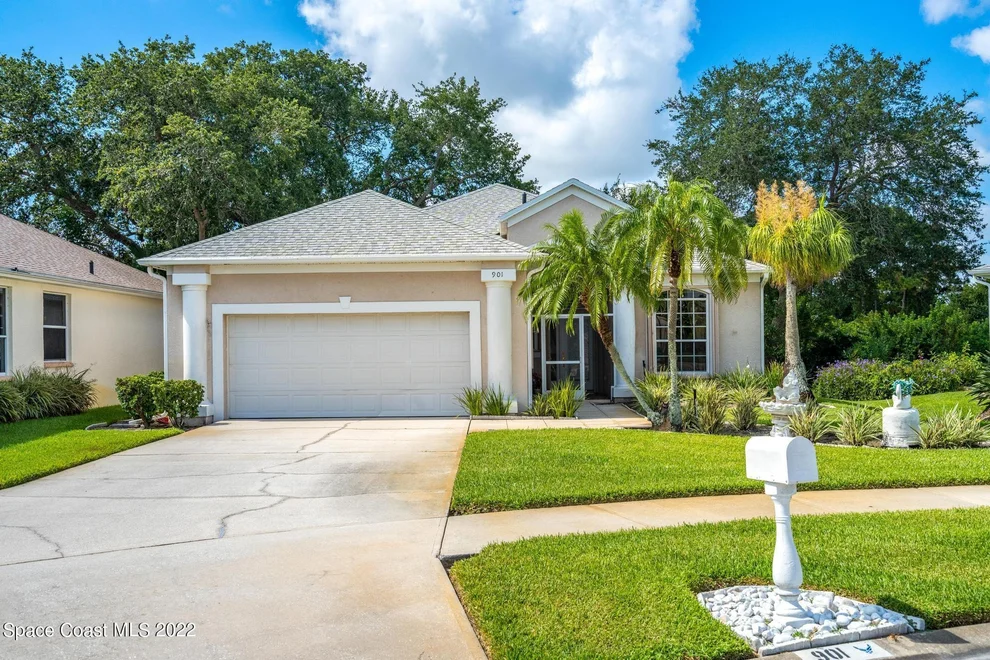 Unit for sale at 901 Suntree Woods Drive, Melbourne, FL 32940