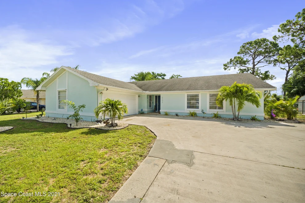 Unit for sale at 2255 SE Morningside Boulevard, Port St. Lucie, FL 34952