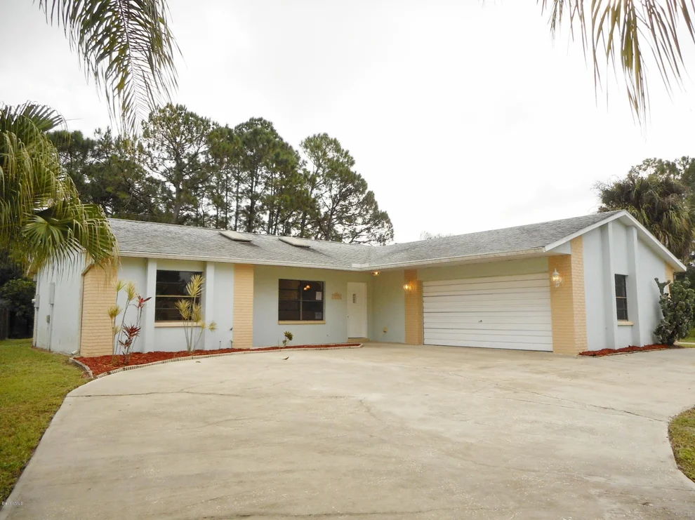 Unit for sale at 1113 NW Hill Avenue, Palm Bay, FL 32907