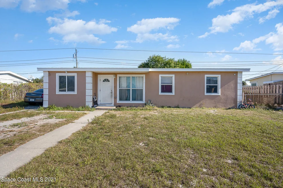 Unit for sale at 883 Bianca Drive NE, Palm Bay, FL 32905