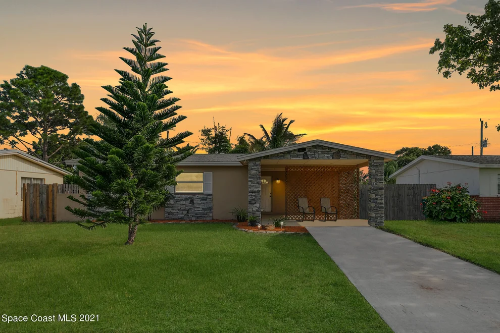 Unit for sale at 427 Marquis Street, Melbourne, FL 32901