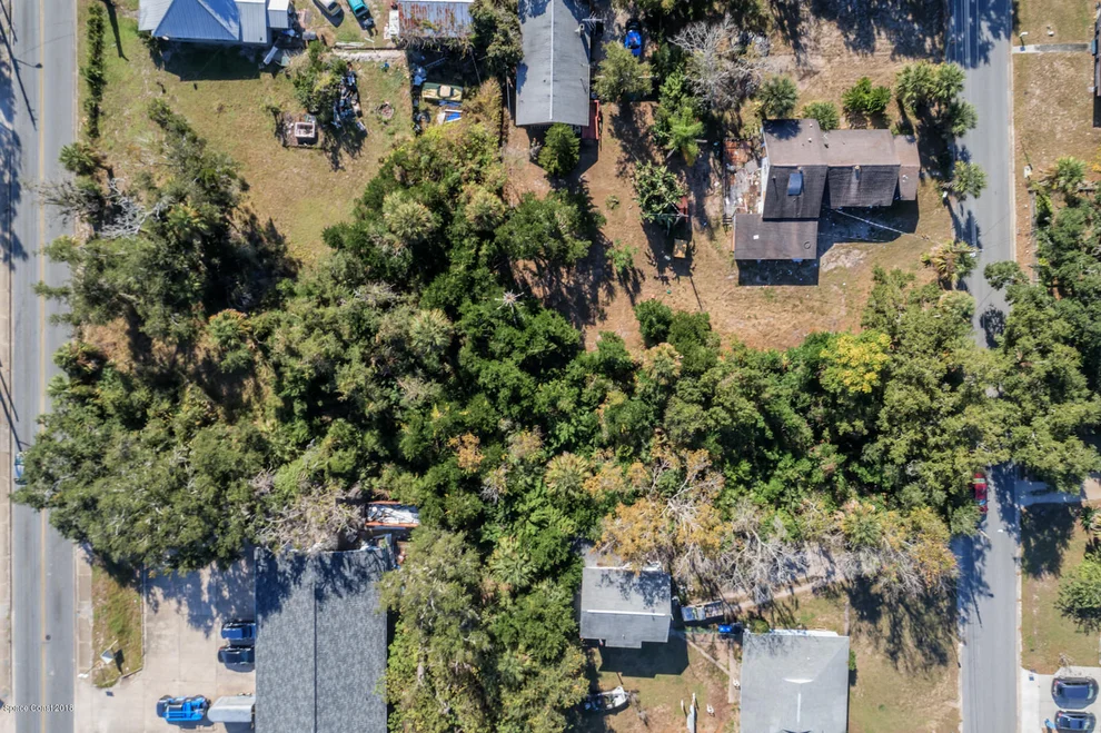 Unit for sale at 120 S Park Avenue, Titusville, FL 32796