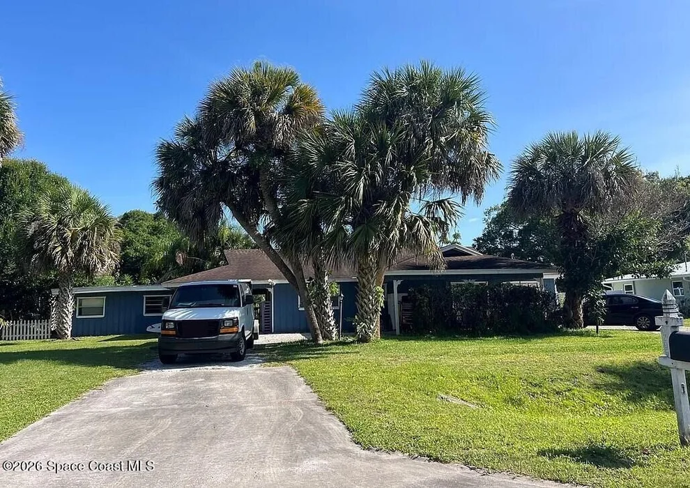 Unit for sale at 8206 Lakeland Boulevard, Fort Pierce, FL 34951