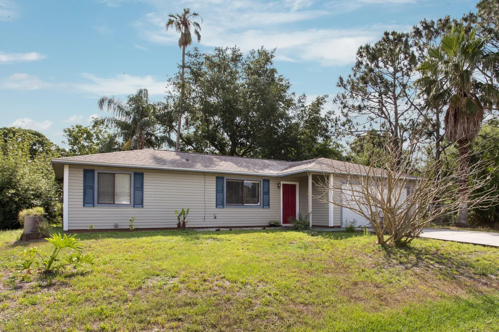 Unit for sale at 473 NW Bridgeport Avenue NW, Palm Bay, FL 32907