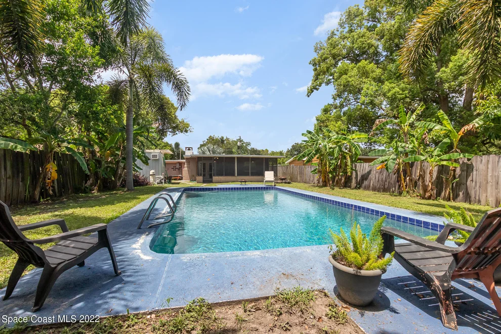 Unit for sale at 1010 E Buchanon Avenue, Orlando, FL 32809