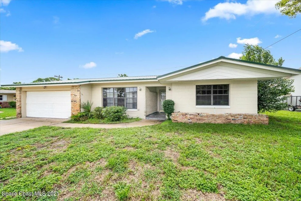 Unit for sale at 4035 Hood Avenue, Titusville, FL 32780